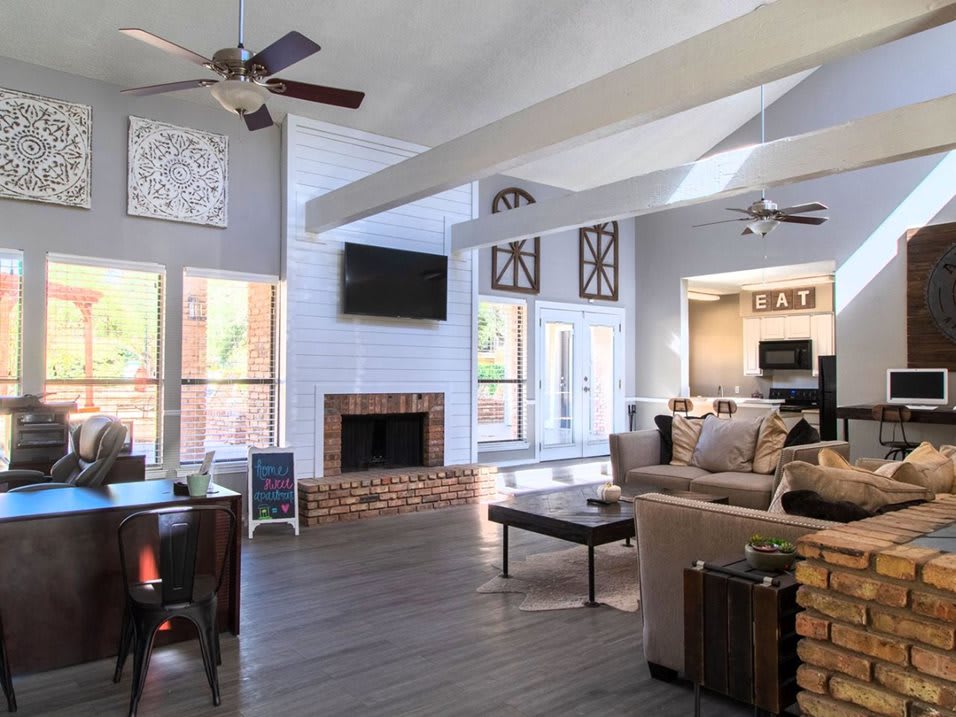 Photos and Video of Country Club Villas Abilene in Abilene, TX